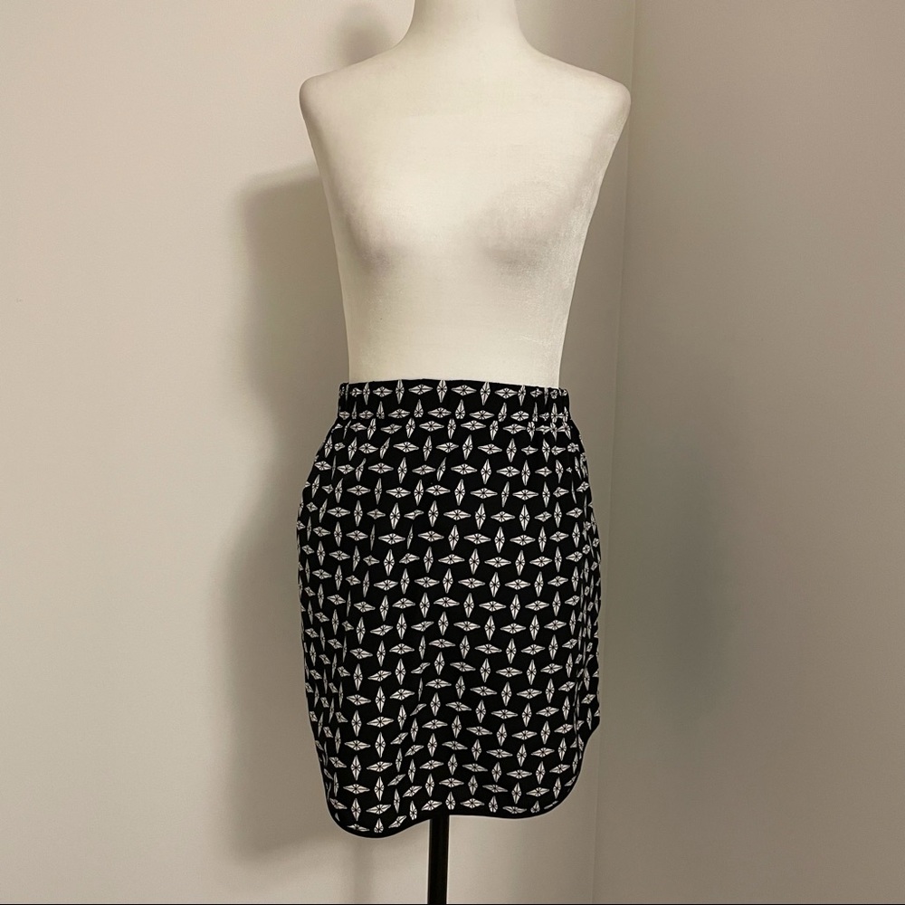 Trouvé skirt with pockets